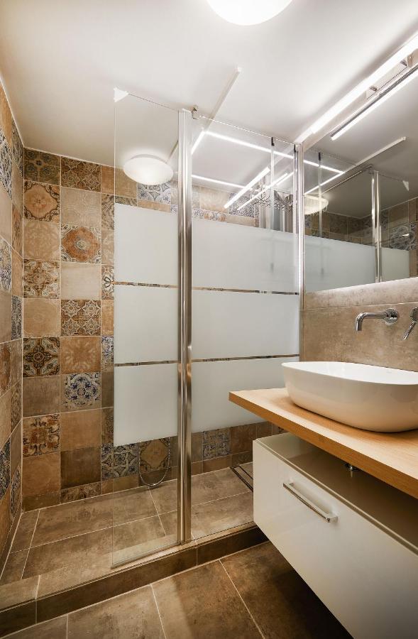 Chloe Boutique Apartments Nikis Athènes Extérieur photo